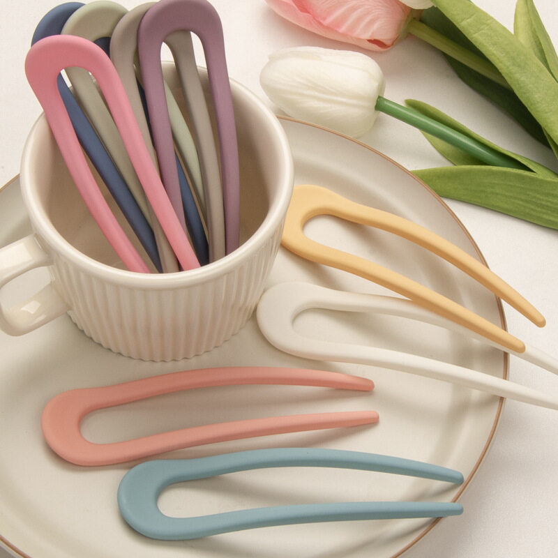 Candy Color U-shaped Hairpin Women Hair Clip Sweet Simple Plain Hairpin Girls Elegant Hair Accessories